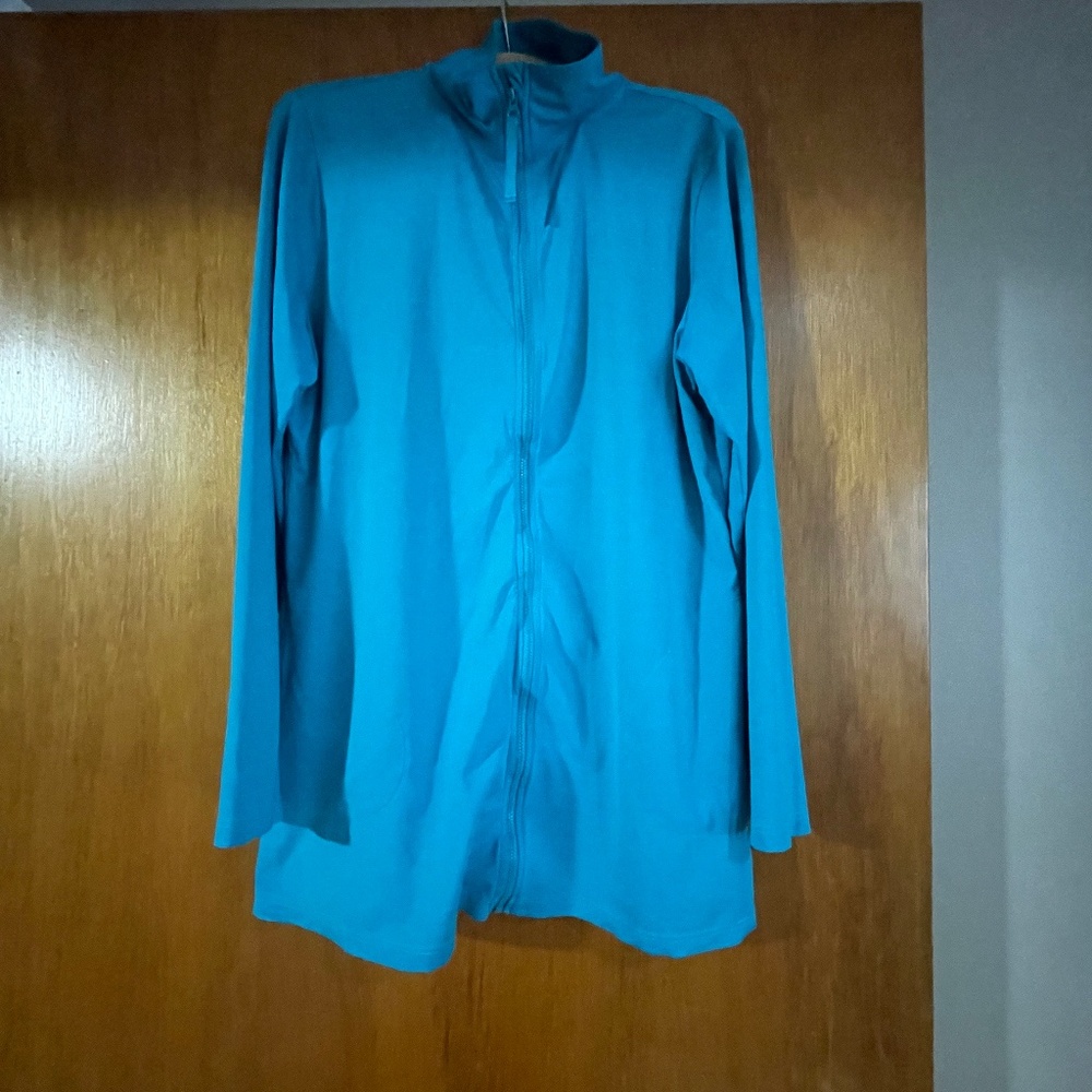 Lands End- long Sleeve -Full Zipper - rash guard SPF 50